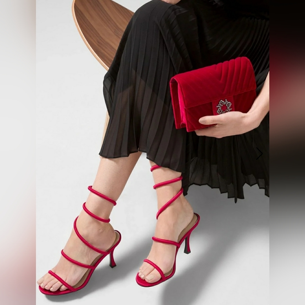Satan Wrap Elegant Red Spiral Strap Heels - Size 8 I White House Black Market